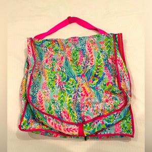 Lilly Pulitzer Garmet Bag